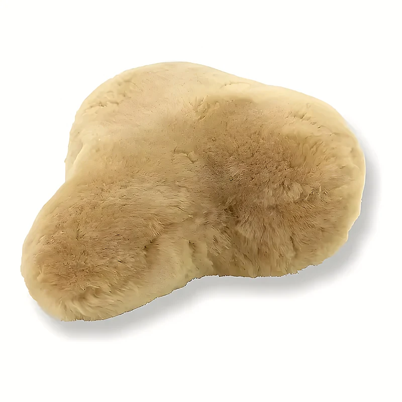 Housse de selle vélo en mouton à poil court dense